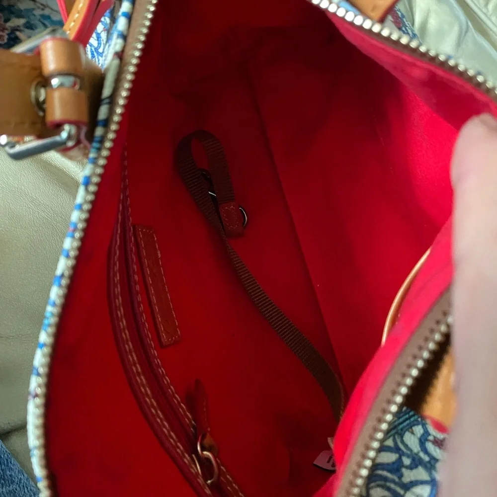 Disney Dooney & Bourke Snow White Mini Satchel 80th Dream Big Princess - Picture 15 of 16